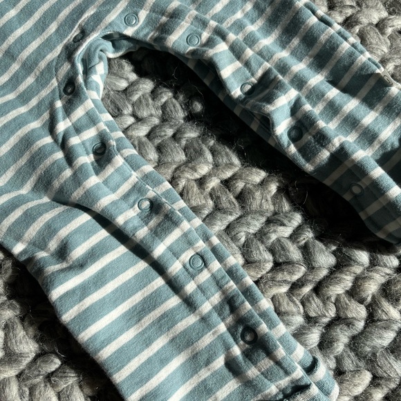 Little Planet by Carter’s jumpsuit - Picture 3 of 4